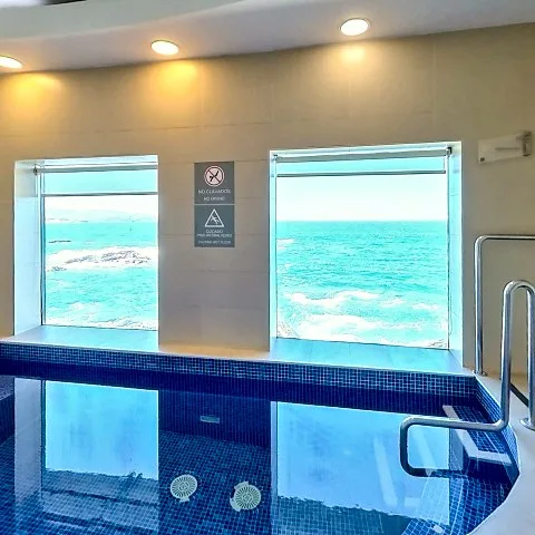 Jacuzzi