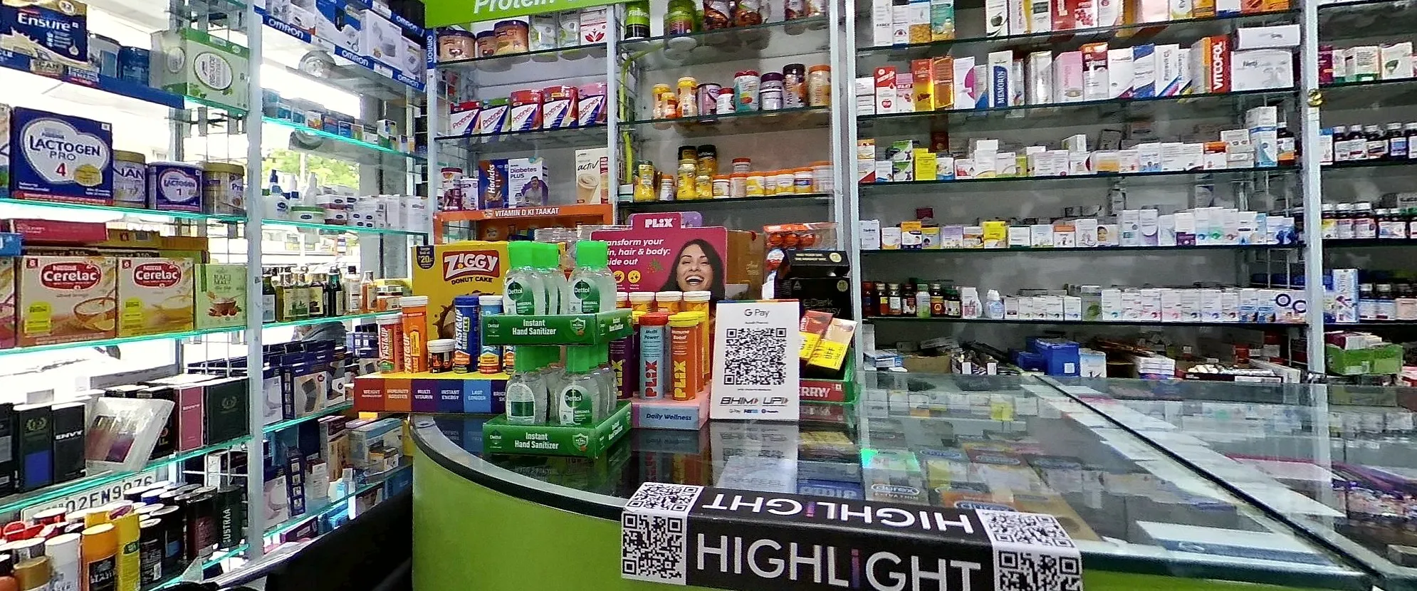 A pharmacy's counter: the counter